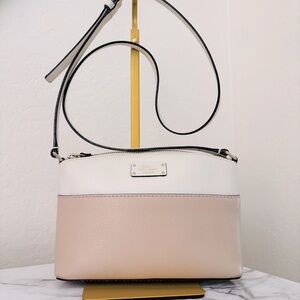 Kate Spade New York White Cream and‎ Tan Color block Classic Crossbody Bag EUC